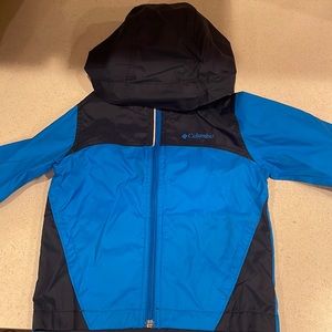 Columbia 4T Boys raincoat/ windbreaker